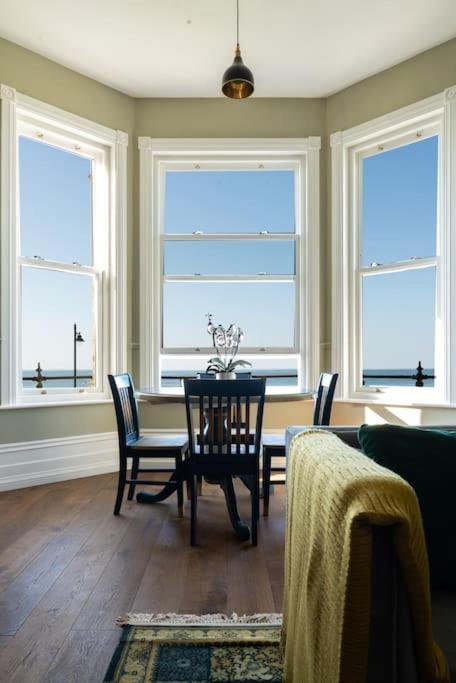 Beachfront Luxury Home With Spectacular Sea Views Herne Bay Bagian luar foto